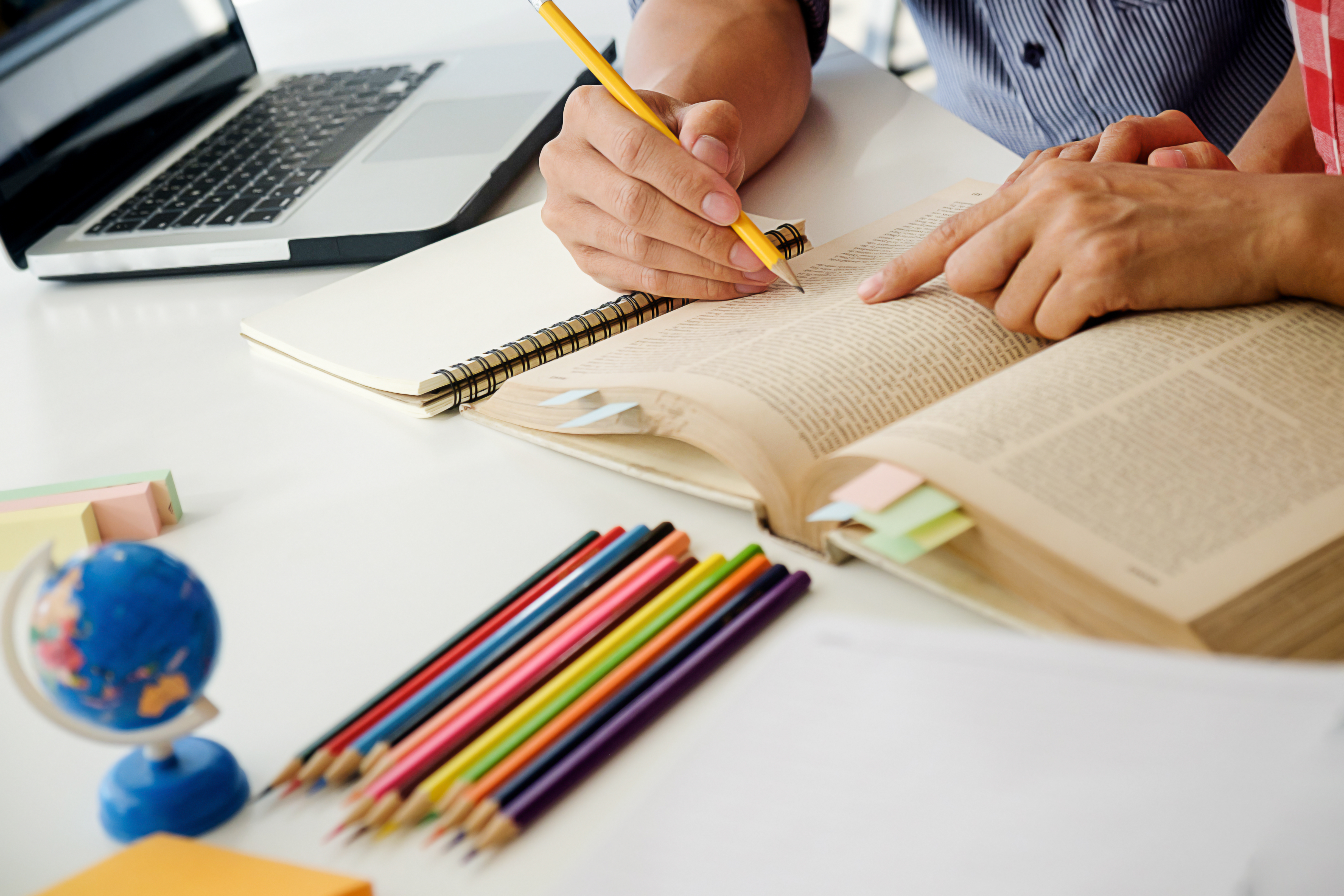 Estrutura Curricular - PPGCOM/UFG